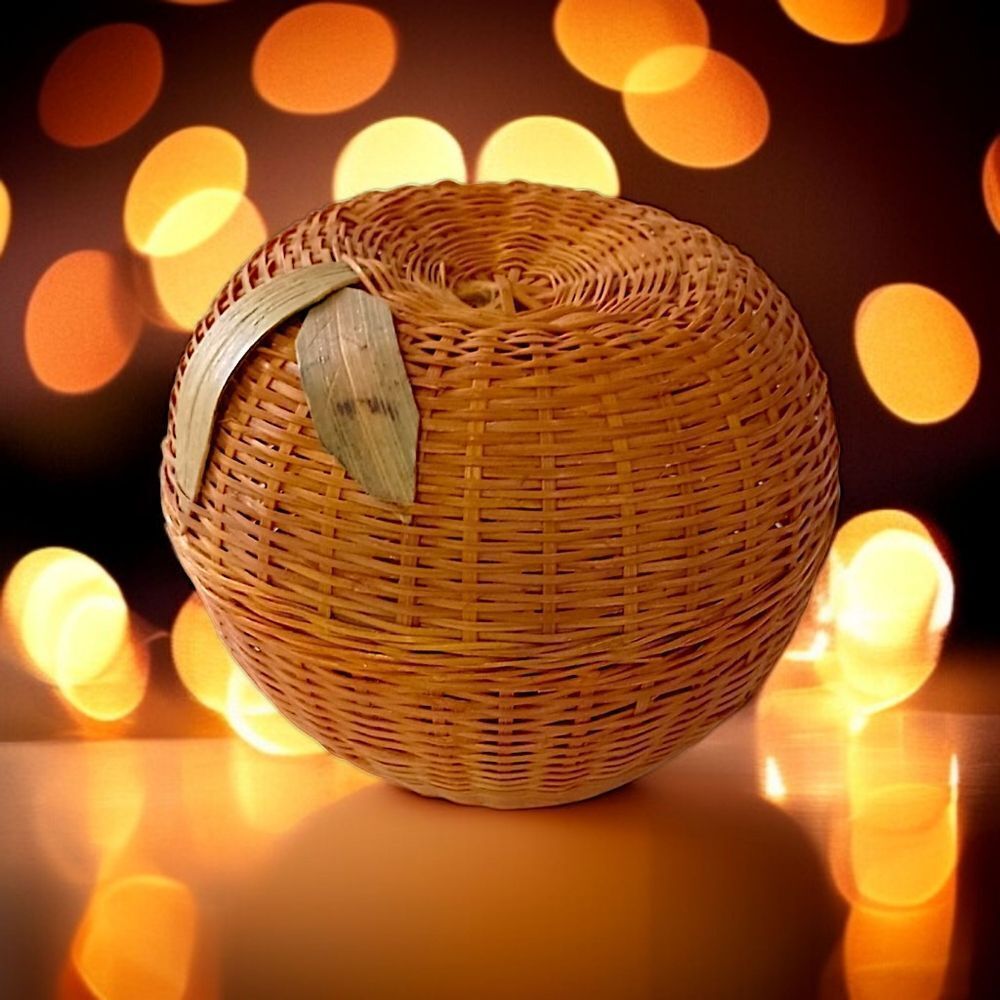 Wicker Apple Basket Trinket Box Vintage Woven Natural Fruit Cottage Farmhouse